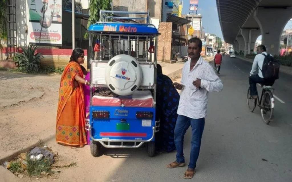 अस्पताल जाते समय हाईवे पर टोटो में हुआ बच्ची का जन्म