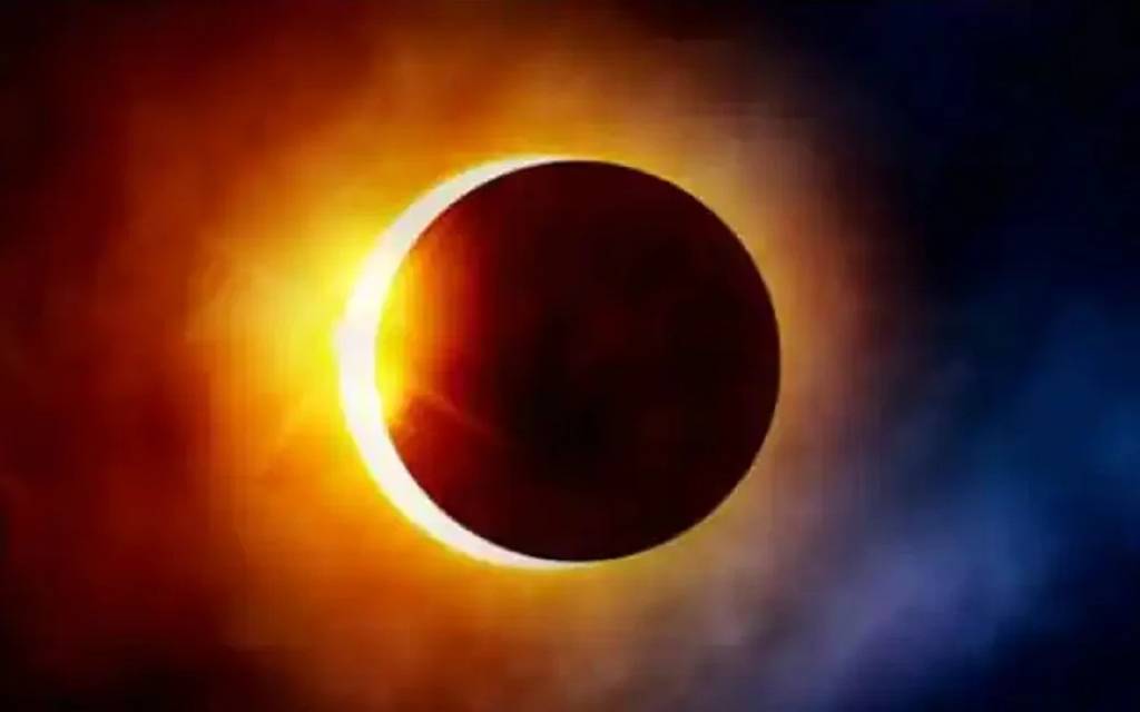 Surya Grahan 2022: इस बार 25 अक्टूबर को सूर्य ग्रहण, 1300 वर्षों बाद बना ग्रहण का दुर्लभ योग, जानें सब कुछ