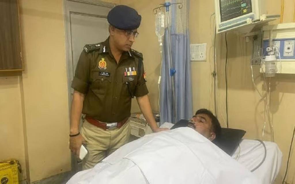 वाराणसी में खाकी पर हमला: 3 बदमाशों ने लक्सा थाने के दरोगा को गोली मारकर लूटी पिस्टल, असलहा लहराते हुए भागे हमलावर