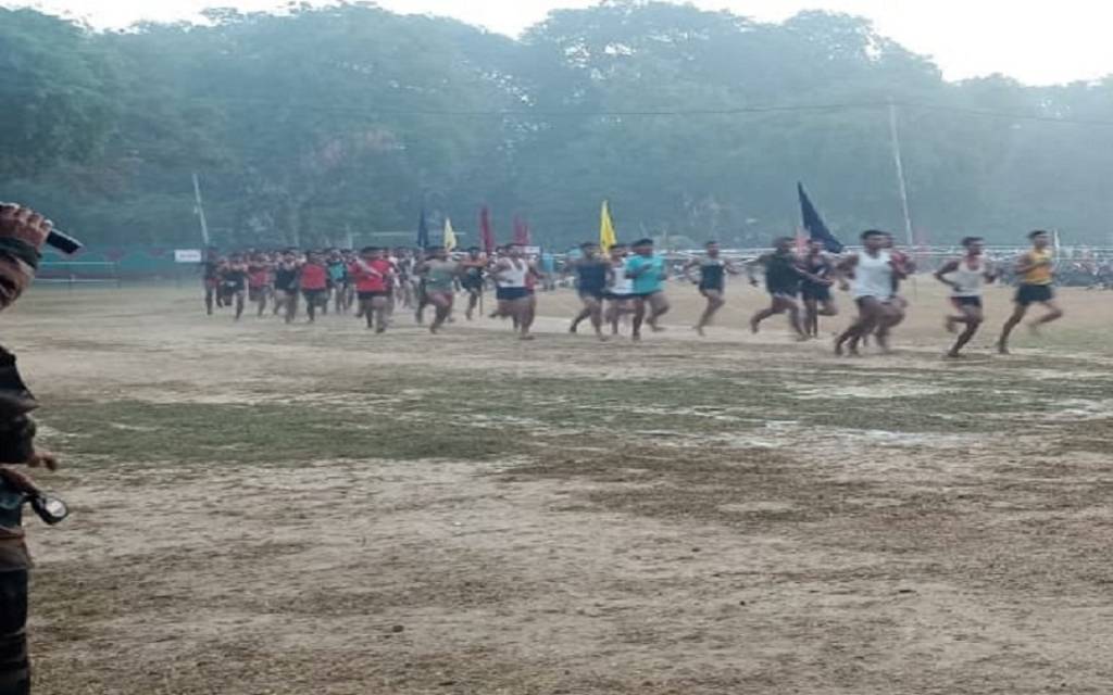 अग्निवीरों की भर्ती आज से शुरू: 6 दिसंबर तक चलेगी भर्ती रैली, वाराणसी में गोरखपुर के युवाओं ने लगाई दौड़