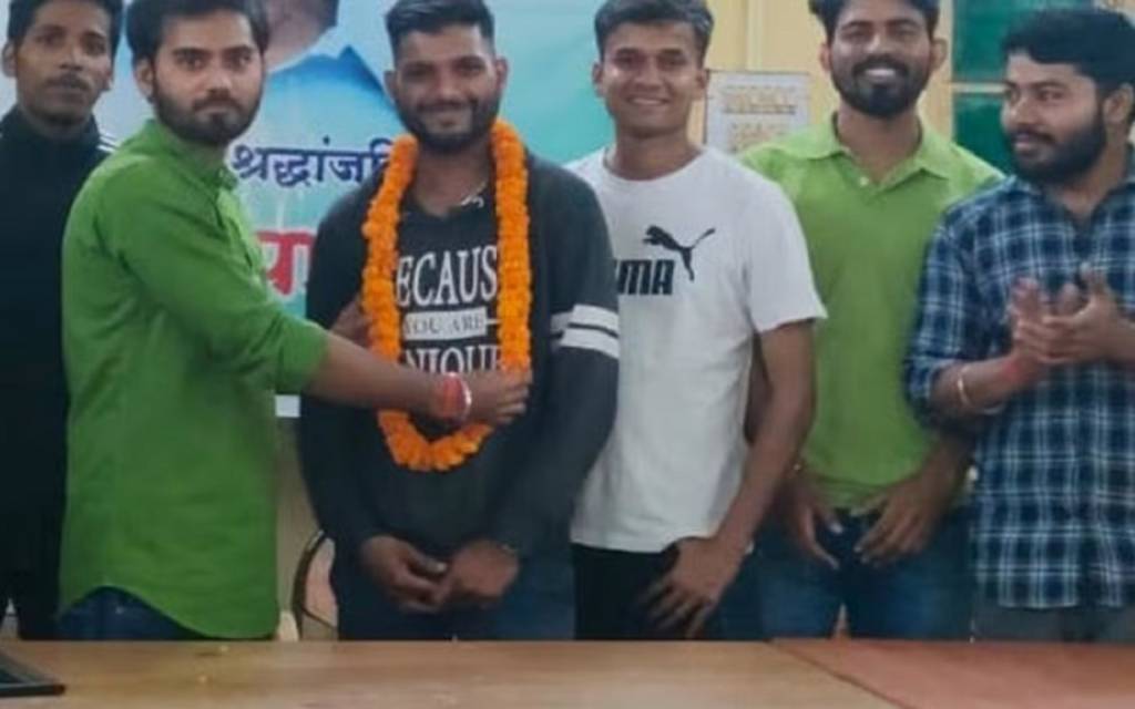 बीएचयू में खाना डिलीवर करने वाले ब्वॉय को मिलेगा गोल्ड मेडल