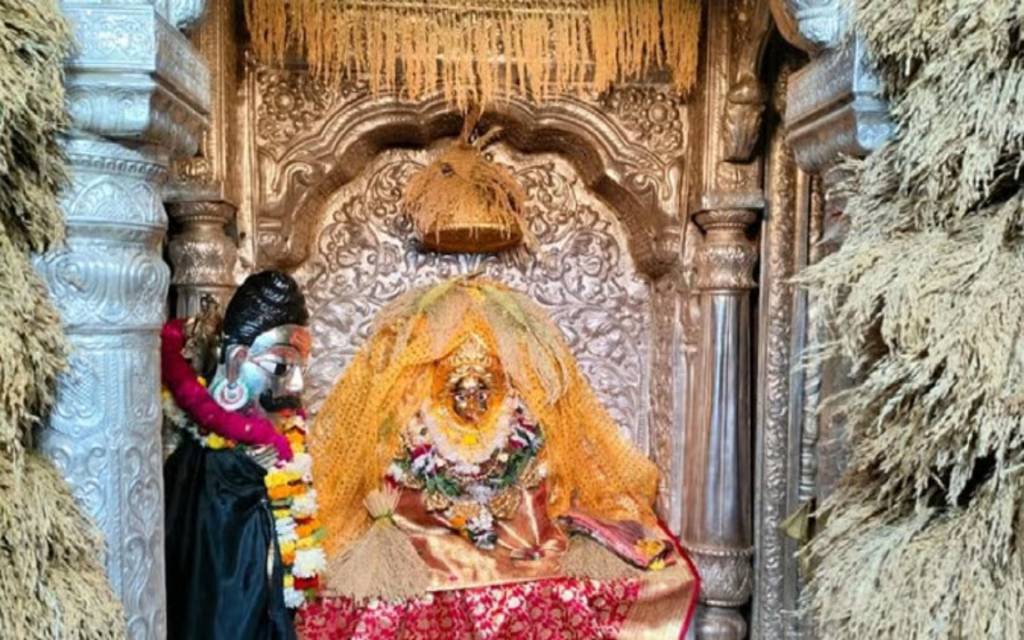 काशी में धान की बालियों से किया गया मां अन्नपूर्णा का श्रृंगार , 17 दिवसीय व्रत का हुआ समापन