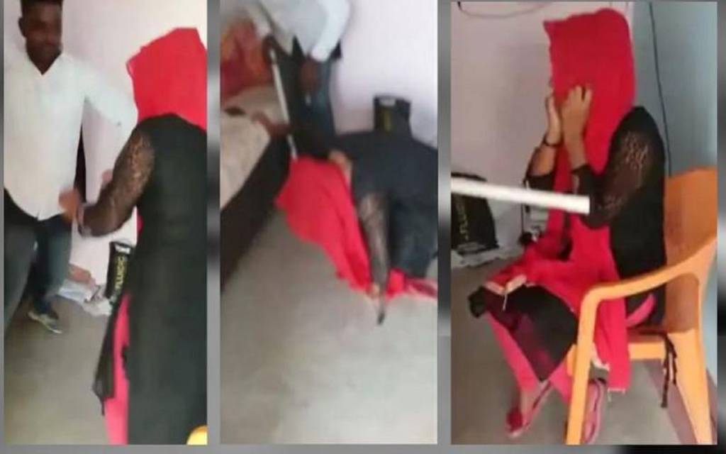 गाजीपुर में ग्राम प्रधान ने प्रेमी जोड़े से चटवाया थूक, लाठी-डंडों से पीटा...,वीडियो वायरल