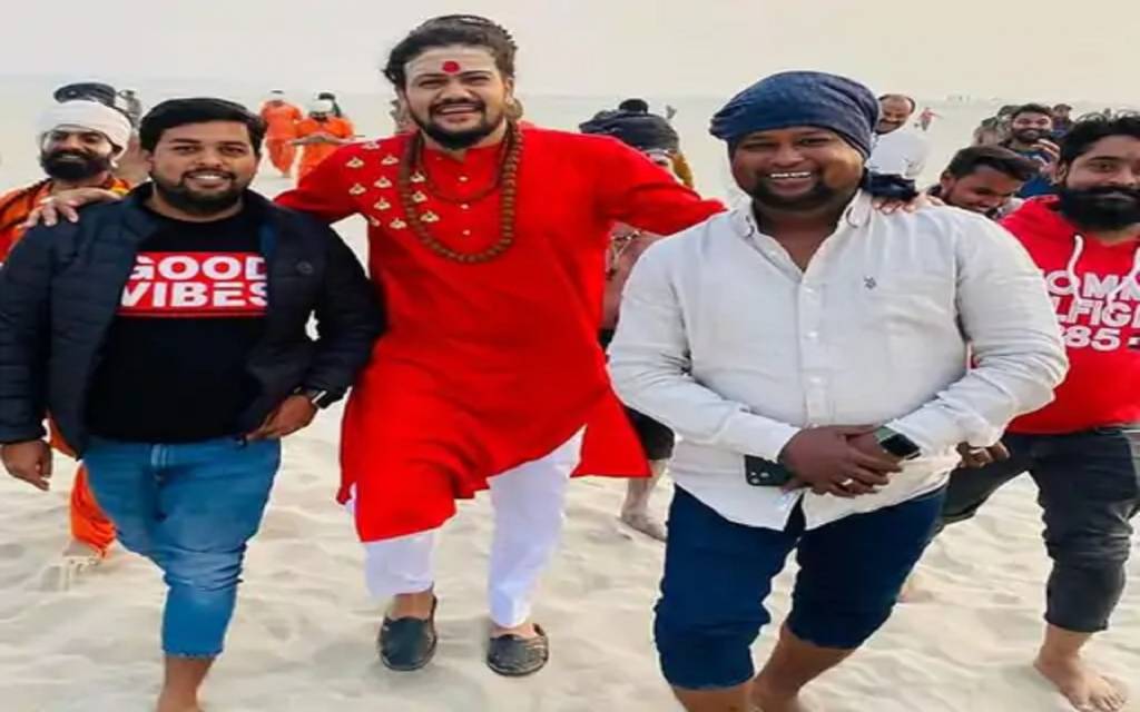 सिंगर हंसराज रघुवंशी ने काशी में की गाने की शूटिंग, बाबा विश्वनाथ का किया दर्शन-पूजन