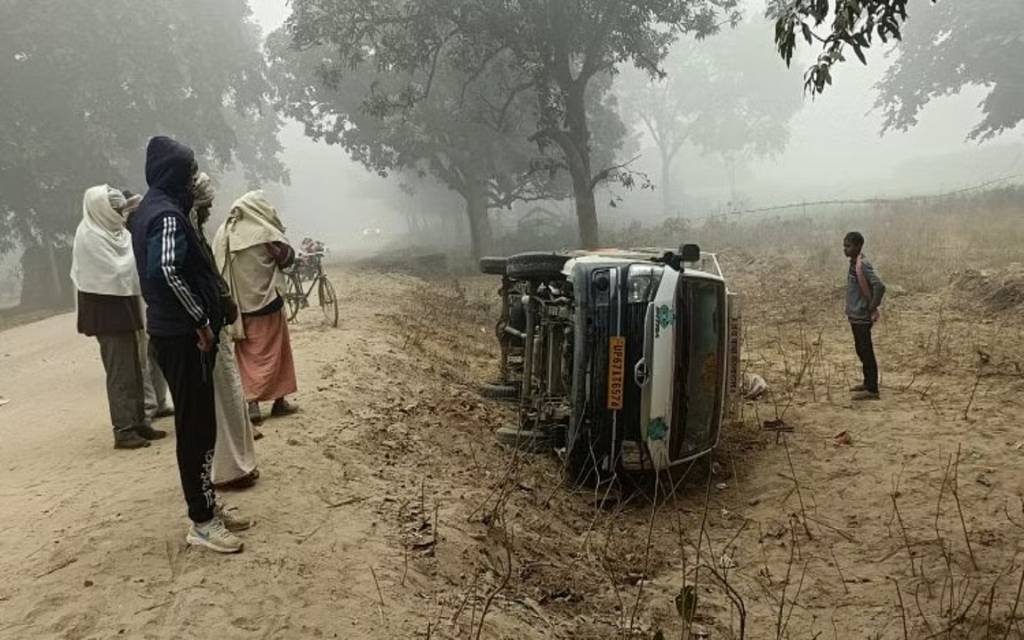 मैजिक पर लगा डीजे पलटने से एक की मौत