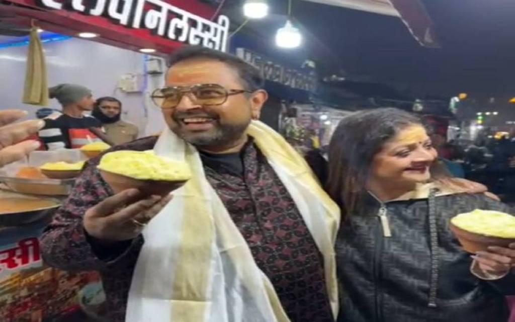 काशी पहुंचे शंकर महादेवन ने चखा मलइयो का स्वाद, आज शंकर महादेवन का 'सिम्फनी ऑफ गंगा' शो