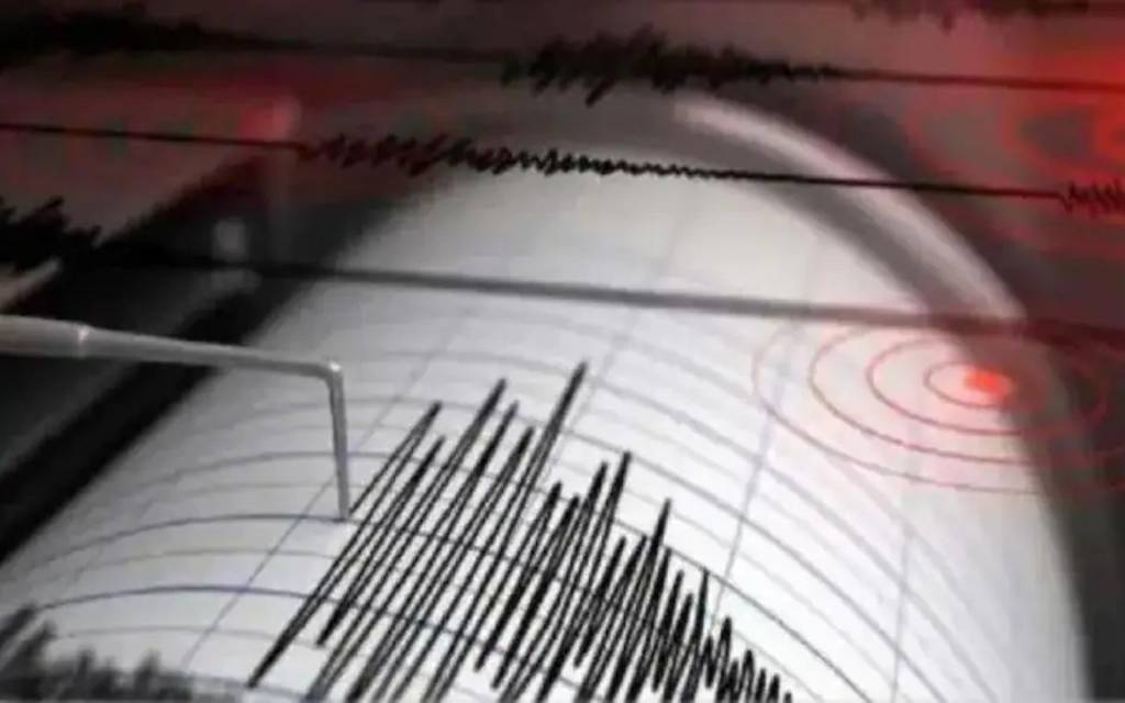 Delhi NCR Earthquake: दिल्ली, नोएडा, लखनऊ, देहरादून... में भूकंप के तेज झटके, 5.8 मापी गई तीव्रता