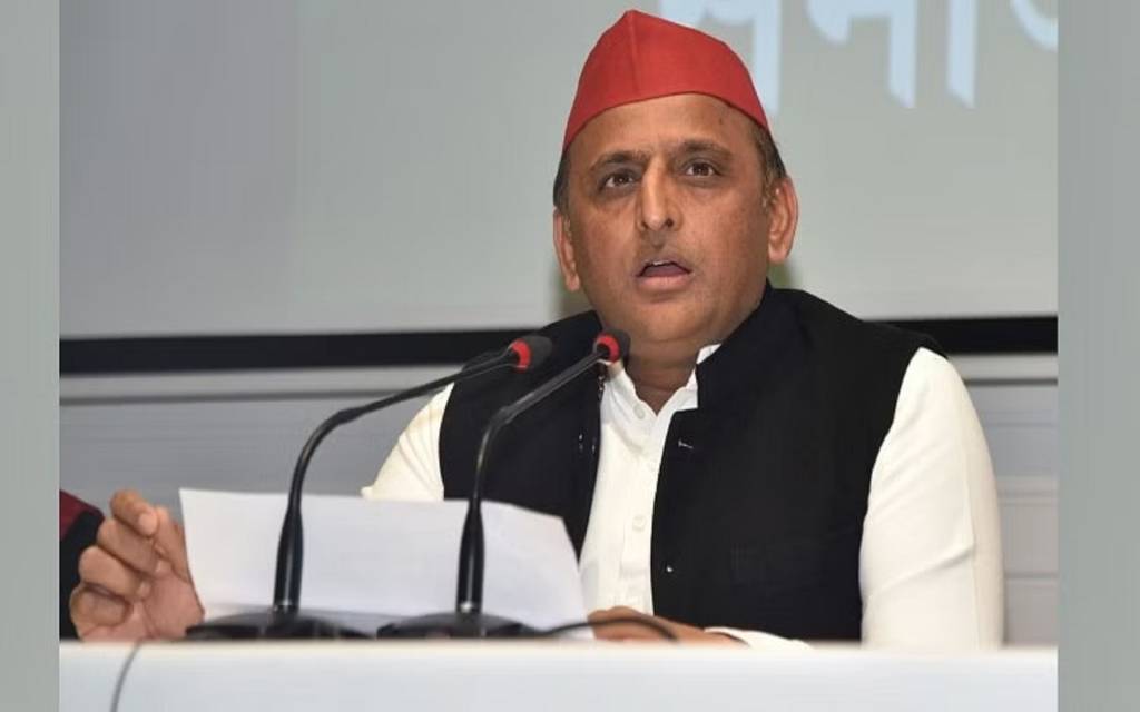 सपा ने राष्ट्रीय कार्यकारिणी नई टीम की घोषित, शिवपाल और स्वामी प्रसाद सहित 14 लोग बनाए गए राष्ट्रीय महासचिव