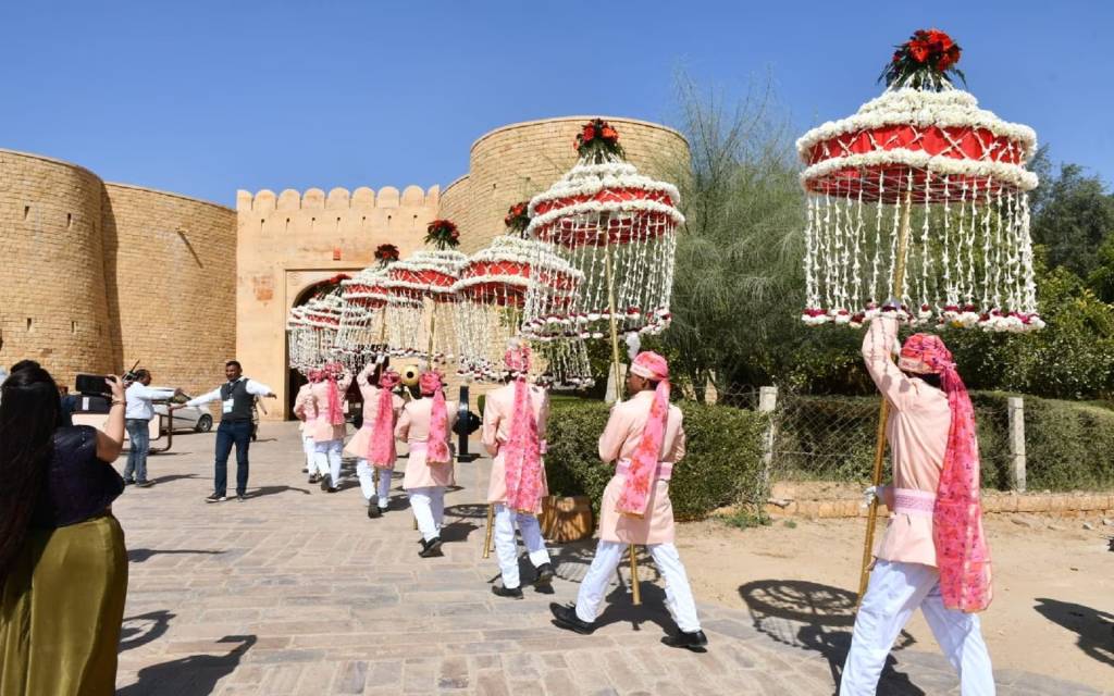 बरात के साथ कियारा को लेने पहुंचे सिद्धार्थ, कुछ ही देर में शुरू होंगे फेरे