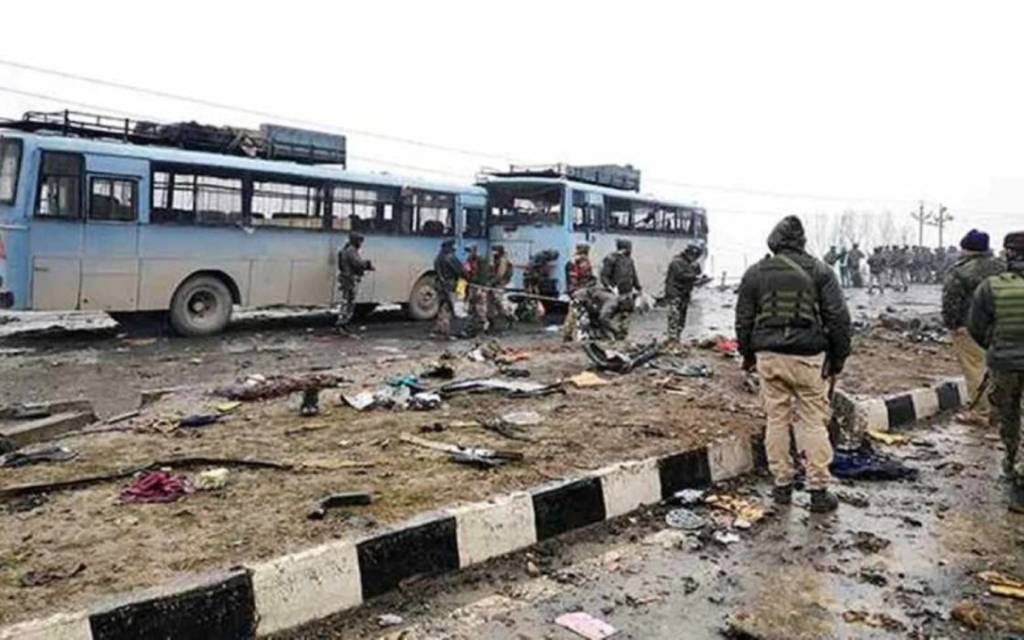 Pulwama Attack: पुलवामा हमले की चौथी बरसी पर पीएम मोदी बोले- 'कभी नहीं भूल सकते शहीदों का सर्वोच्च बलिदान