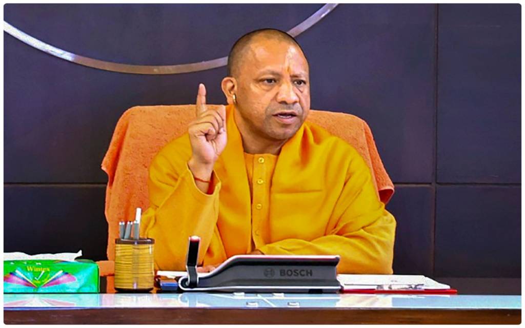 बेमौसम बारिश और ओलों से तबाही के बीच सीएम योगी ने किसानों की मदद के दिए निर्देश, बोले-संकट की घड़ी में हम हैं साथ