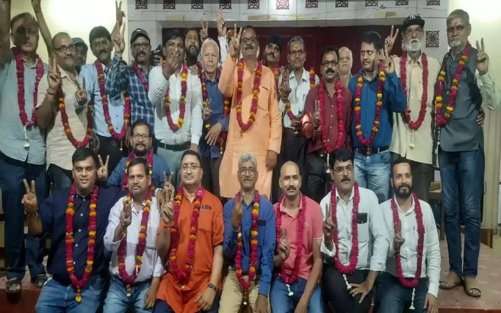 काशी पत्रकार संघ : अत्रि भारद्वाज अध्यक्ष, अखिलेश मिश्र बने महामंत्री