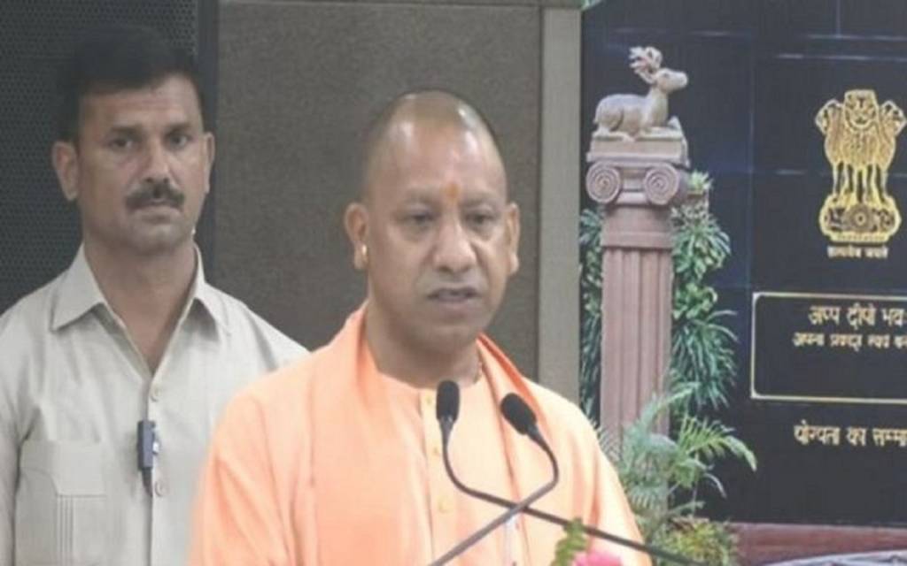 मुख्यमंत्री योगी बोले- पहले उपद्रव होते थे अब उत्सव होते हैं