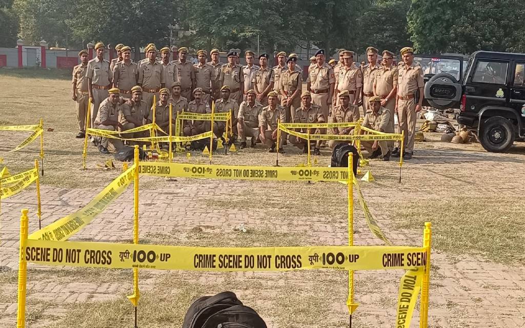 CP ने UP 112 के पुलिसकर्मियों से करवाई मॉक ड्रिल