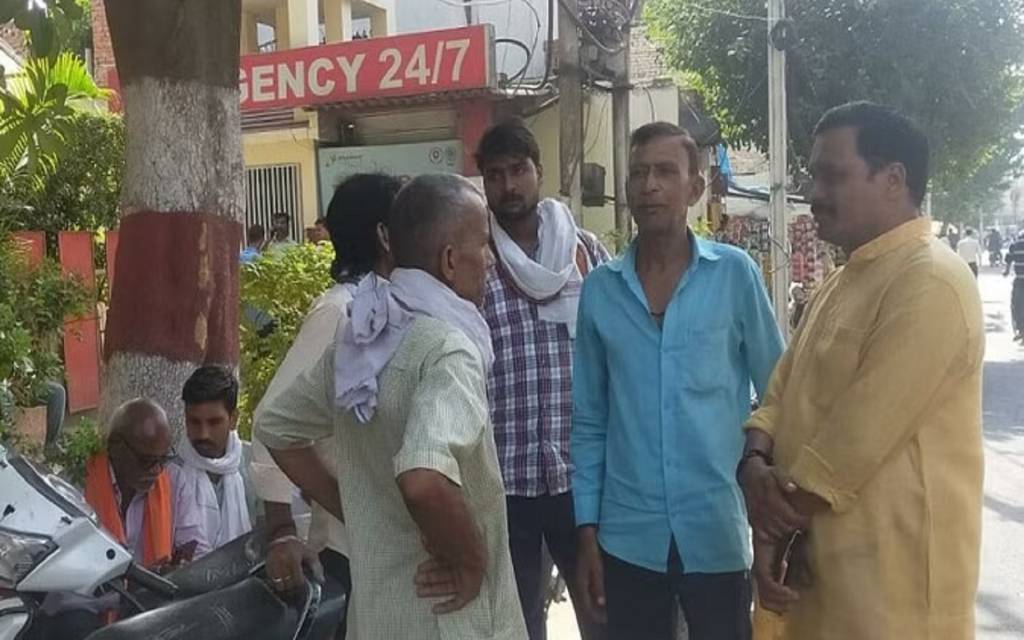 Varanasi: आर्थिक समस्या से परेशान एक शख्स ने खाया जहर, तोड़ा दम