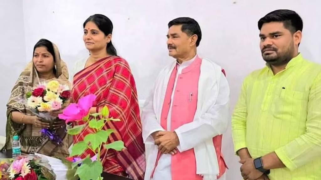 अटकलों पर लगा विराम, रॉबर्ट्सगंज लोकसभा सीट पर रिंकी ही लड़ेंगी चुनाव