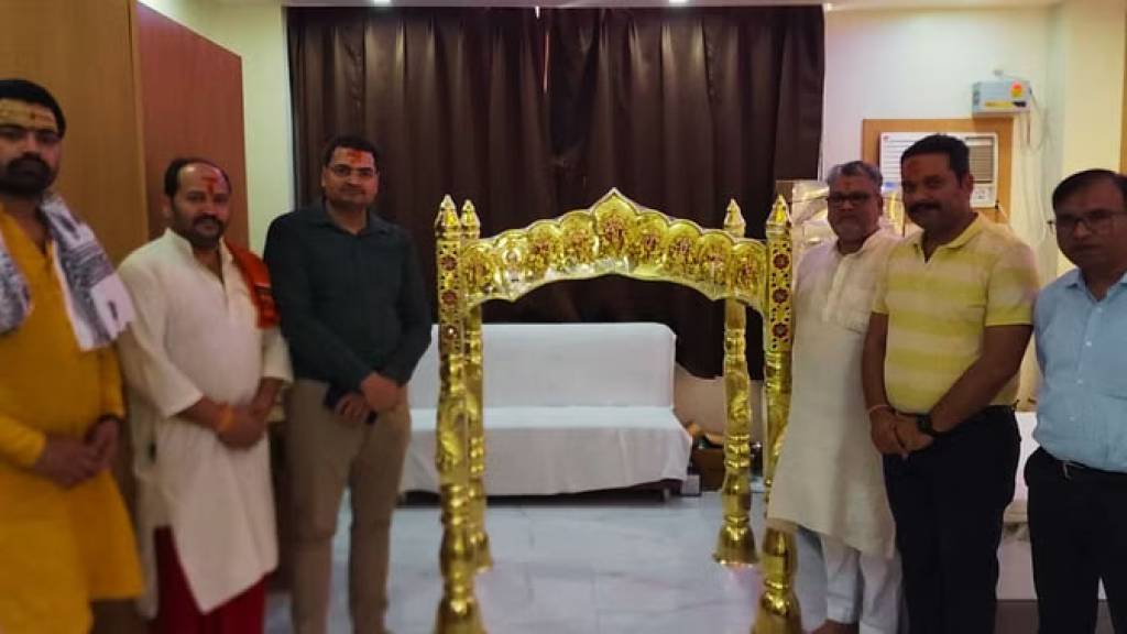 विंध्याचल मंदिर जाने से पहले पढ़ लें ये खबर, दिन में 3 घंटे के लिए बंद रहेगा प्रथम द्वार
