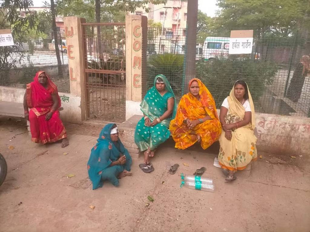 सोनभद्र में सियार का हमला: आधी रात में लोगों को दौड़ा-दौड़ाकर पागल सियार ने काटा, 13 घायल