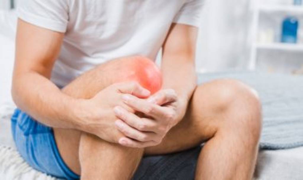 Joint Pain: जोड़ों के दर्द ने कर दिया है परेशान तो जरूर पीएं ये ड्रिंक्स