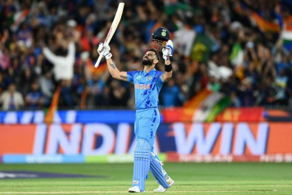 T20 वर्ल्ड कप जीतते ही विराट कोहली ने किया संन्यास का ऐलान, अब नहीं खेलेंगे ये फॉर्मेट