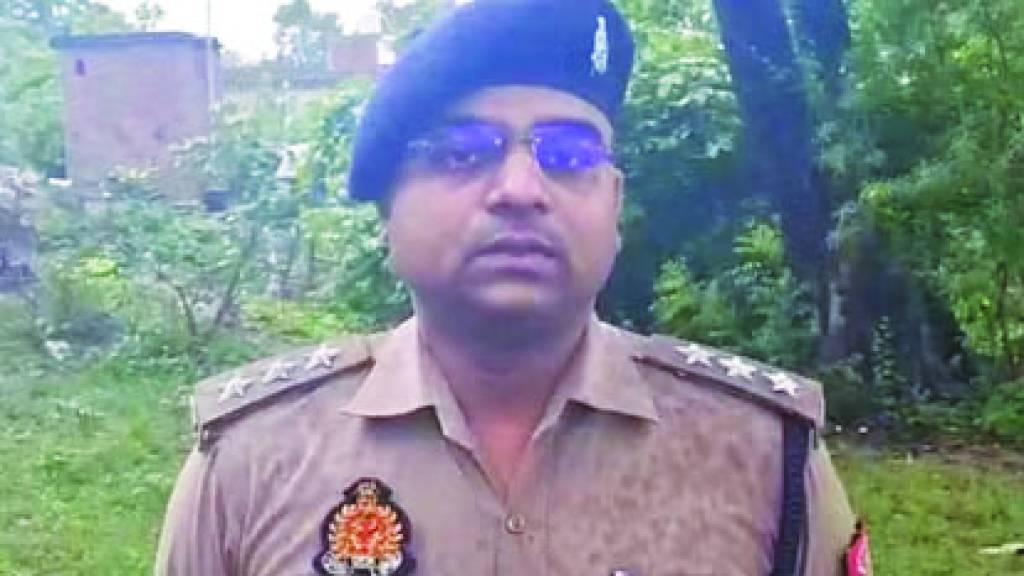 बरामदे में सो रही महिला को मारी गोली, ट्रॉमा सेंटर रेफर