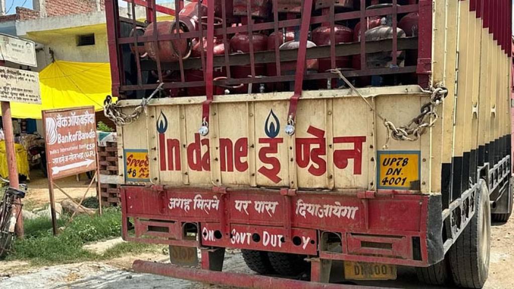 गैस सिलेंडर लदे ट्रक ने साईकिल सवार को रौंदा, मौत