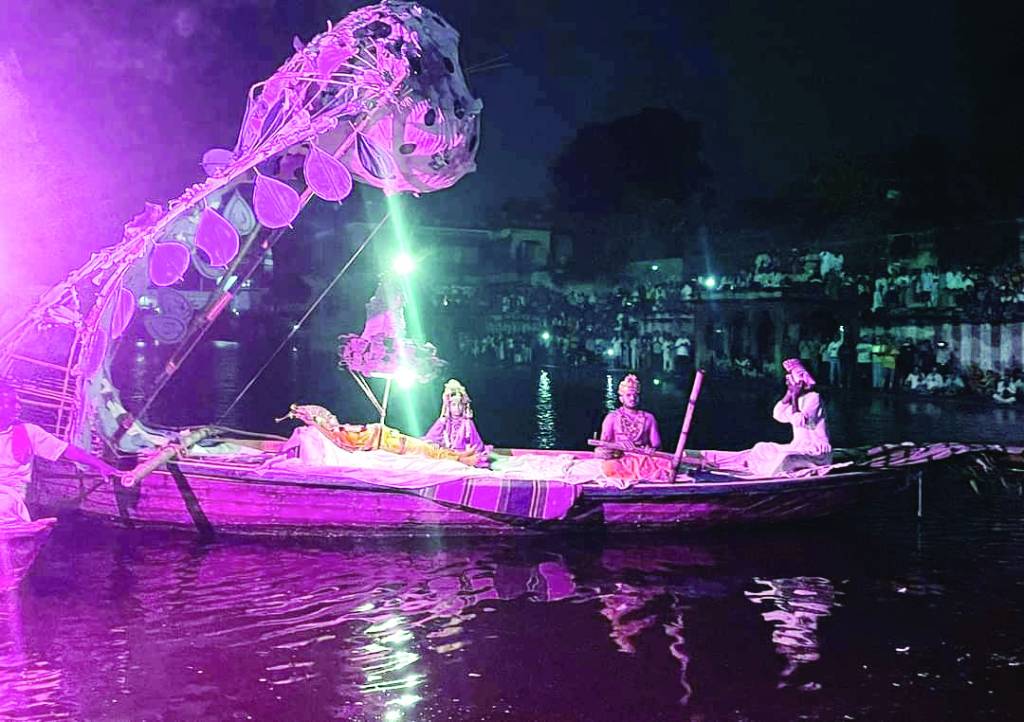 रावण के अत्याचार से डगमगाने लगी धरती