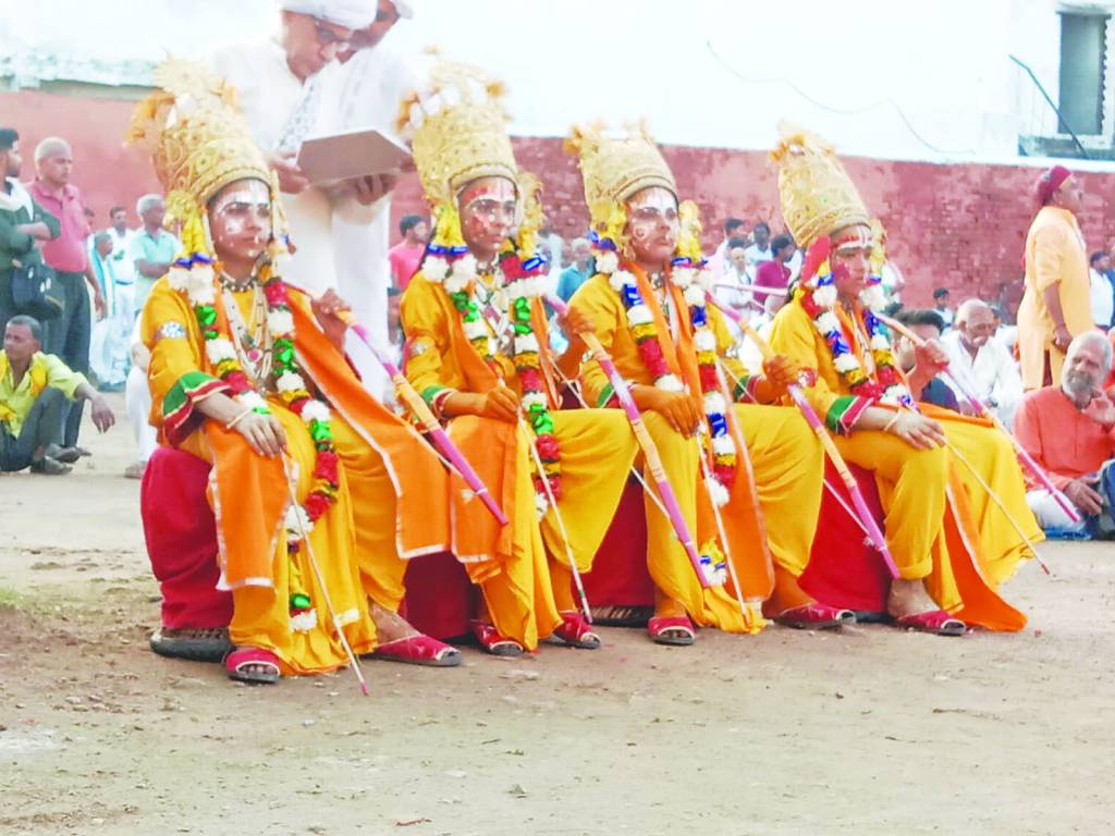 प्रभु के चरणों की रज पड़ते ही जीवंत हो उठीं अहिल्या