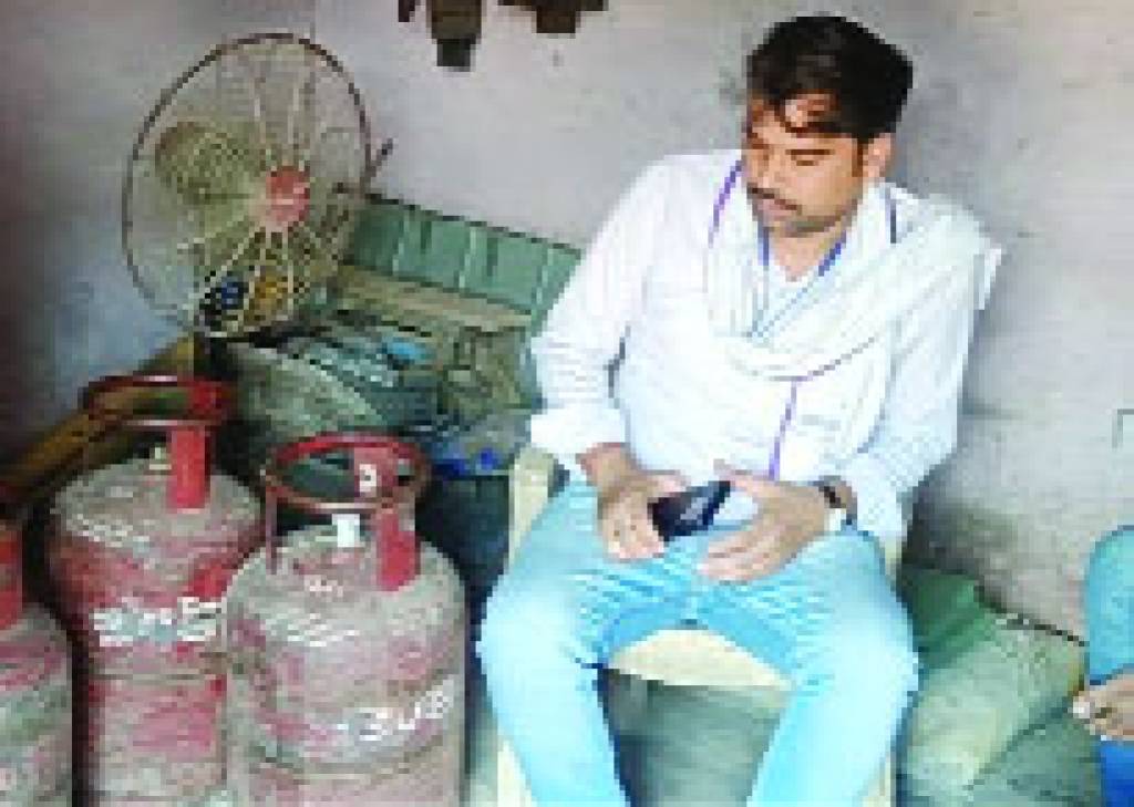 रामनगर में फलता-फूलता गैस रीफिलिंग का अवैध धंधा