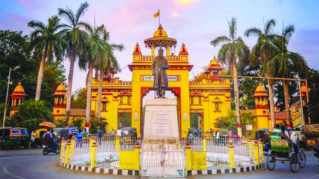 आखिर कैसे लग जाती है बीएचयू के सुरक्षा में सेंध !