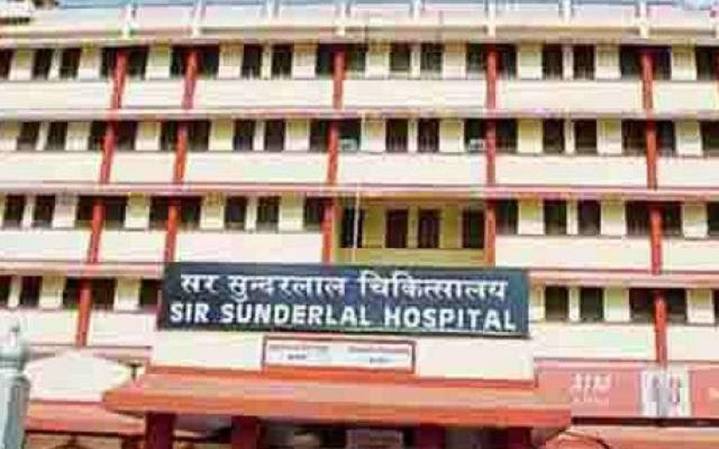 बीएचयू अस्पताल में आज भी पसरा है दलालों का जाल