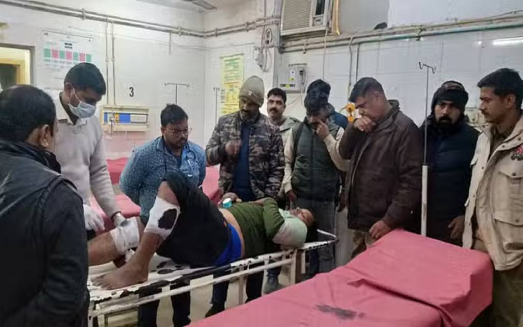 जाैनपुर में पुलिस मुठभेड़ में 25 हजार का इनामी अपराधी गिरफ्तार, दो बदमाश फरार