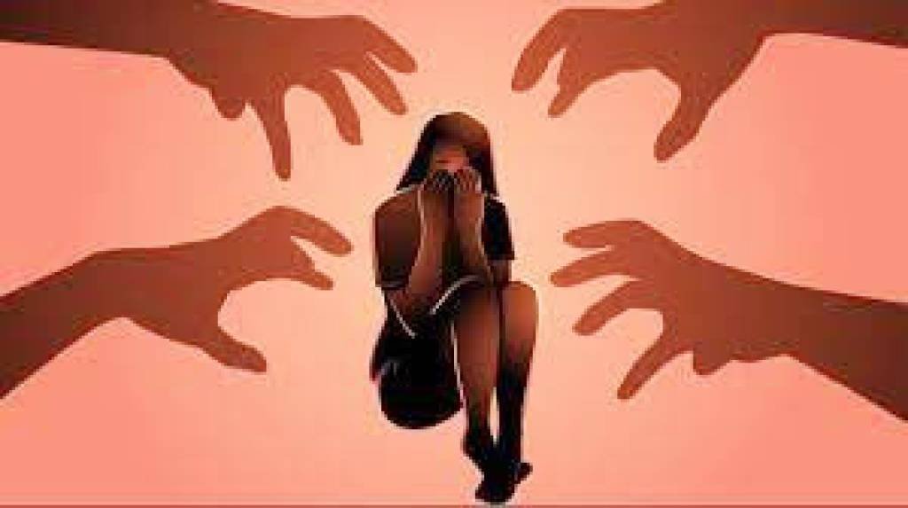 नाबालिग संग दरिंदगी', थाने में बोली- मैं गर्भवती हूं
