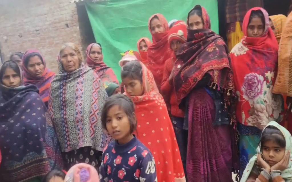 आजमगढ़ में जमीन विवाद को लेकर दो पक्षों में मारपीट, एक की मौत
