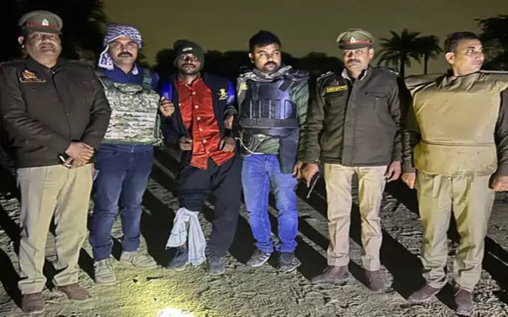 वाराणसी में ज्वैलर्स से लूट का आरोपी मुठभेड़ में गिरफ्तार, सराफा कारोबारी को गोली मारकर लूटे थे जेवरात