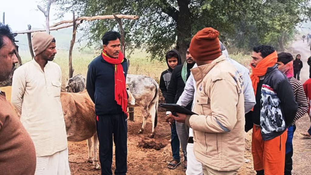 बेकाबू ट्रक से कुचलकर मासूम की मौत