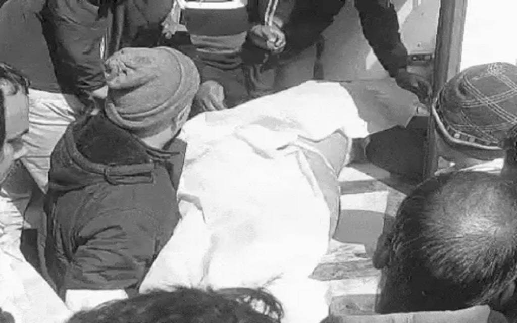 ट्रेलर से टकराकर बाइक सवार दो होमगार्ड की मौत, ड्यूटी कर लौट रहे थे घर