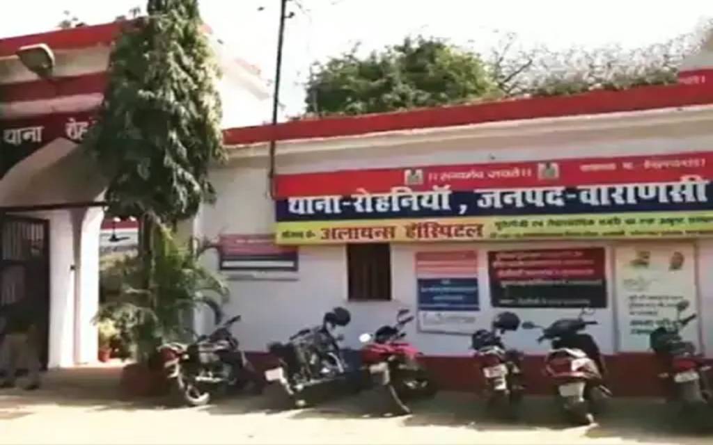 राजस्थान के बस चालक से वाराणसी में मारपीट, चालक से छीने 7 हजार रुपए और मोबाइल, 10 लोगों पर FIR दर्ज