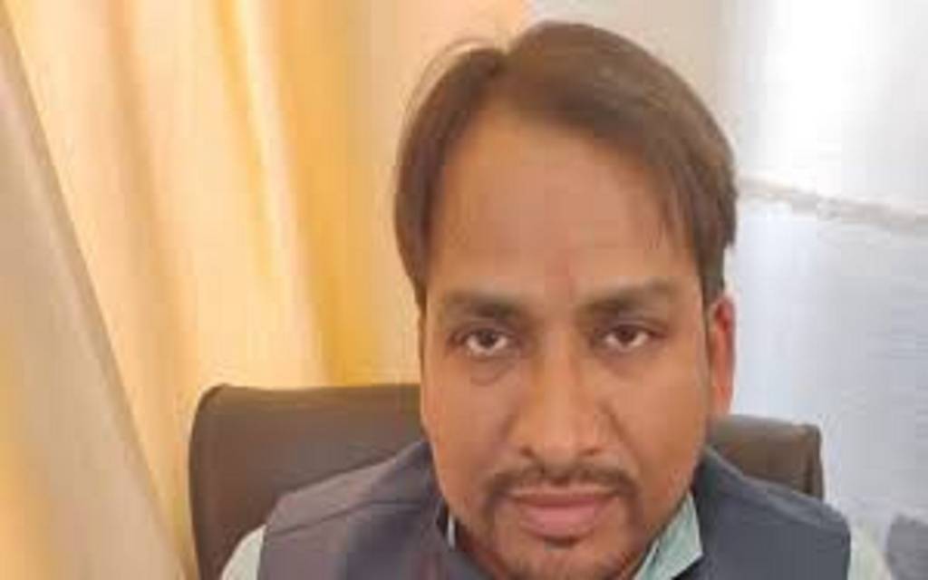 सेल टैक्स विभाग के बाबू 10000 हजार रुपये घूस लेते गिरफ्तार, एंटी करप्शन टीम ने की कार्रवाई