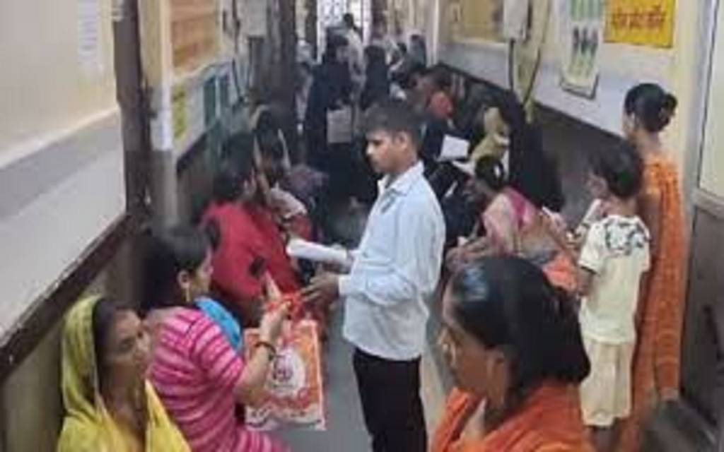 फ्लू से बिगड़ रहा बीपी, मुंह का स्वाद भी खराब हुआ