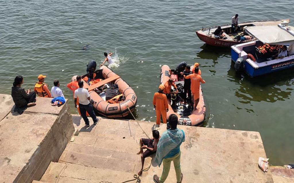 बस्ती से काशी घूमने आये युवक की गंगा स्नान के दौरान डूबने से मौत, एनडीआरएफ ने निकाला शव