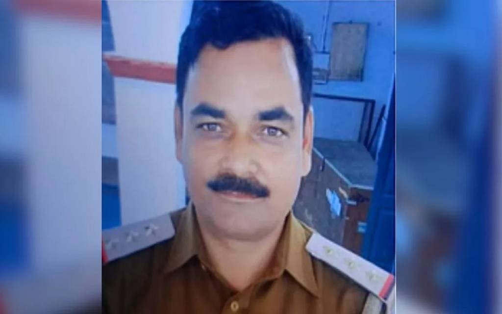 वाराणसी में तैनात क्राइम ब्रांच के इंस्पेक्टर ने खुद को मारी गोली, एक माह की छुट्टी पर आए थे घर