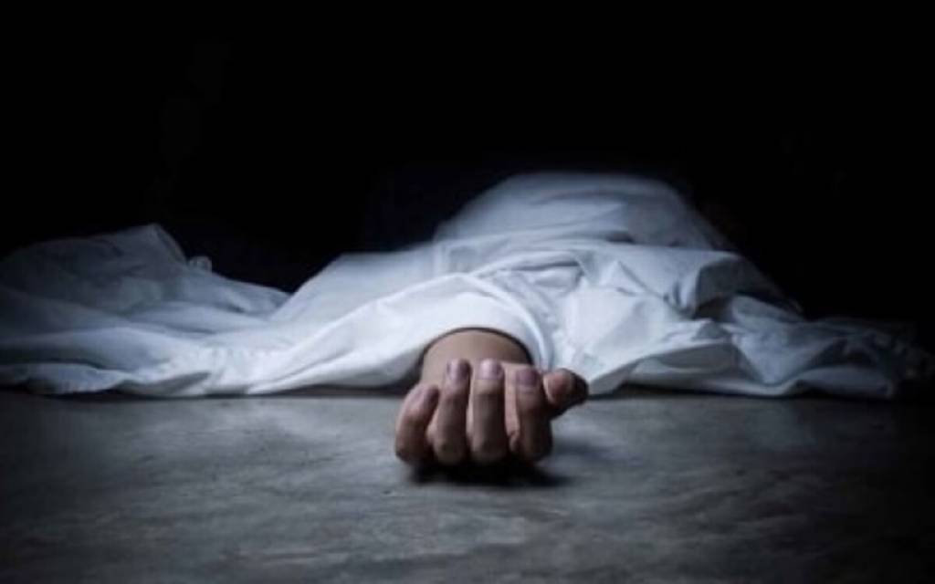 मिर्जापुर में युवक की हत्या कर रेलवे ट्रैक पर फेंका मिला शव, दोस्तों के साथ मेला घूमने निकला था