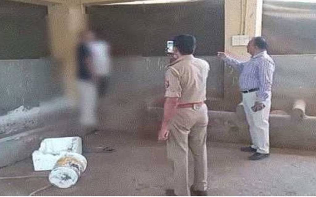 बीएचयू के गौशाला में कर्मचारी ने लगाई फांसी, सुसाइड नोट में लिखा- मैं अपनी मौत का खुद जिम्मेदार