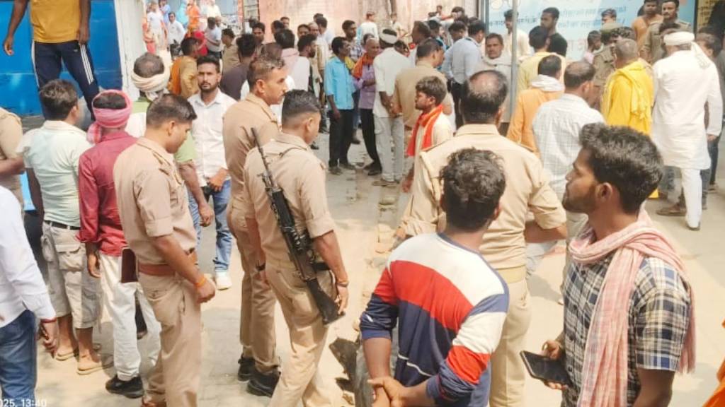 दर्दनाक हादसा: स्कॉर्पियो की टक्कर से टेंपो के उड़े परखच्चे; दो मजदूरों की मौत