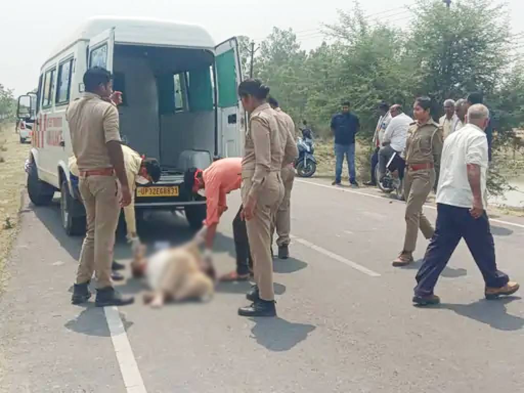 पूर्वांचल एक्सप्रेस-वे पर भीषण हादसा, पति-पत्नी की मौत, बेटा-बहू गंभीर रूप से घायल