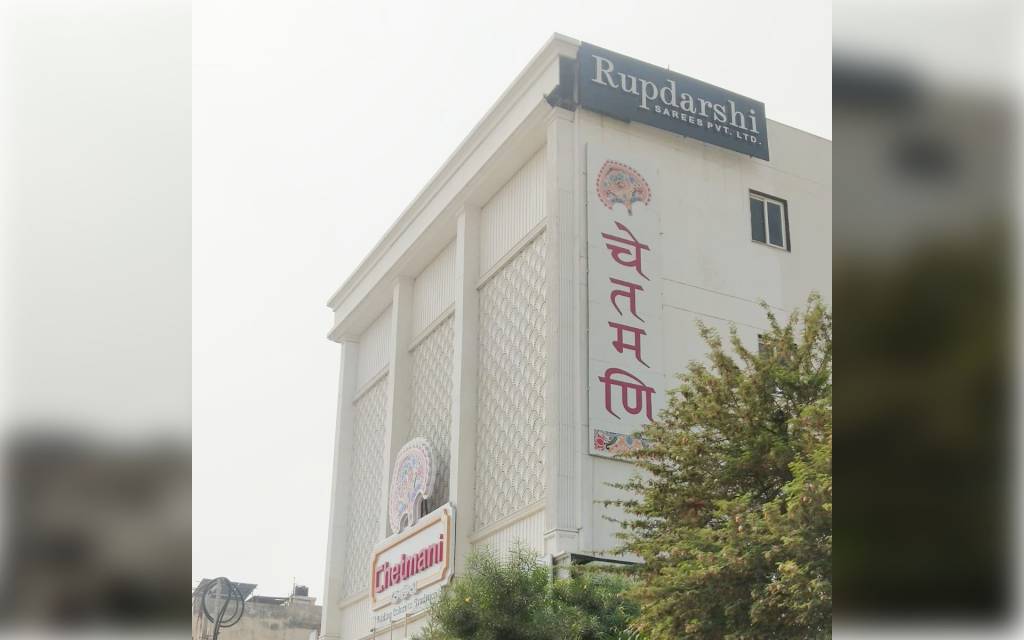 चौकन्ना सीएम के चहेते चौकीदार भी चोरी रोकने में नाकाम