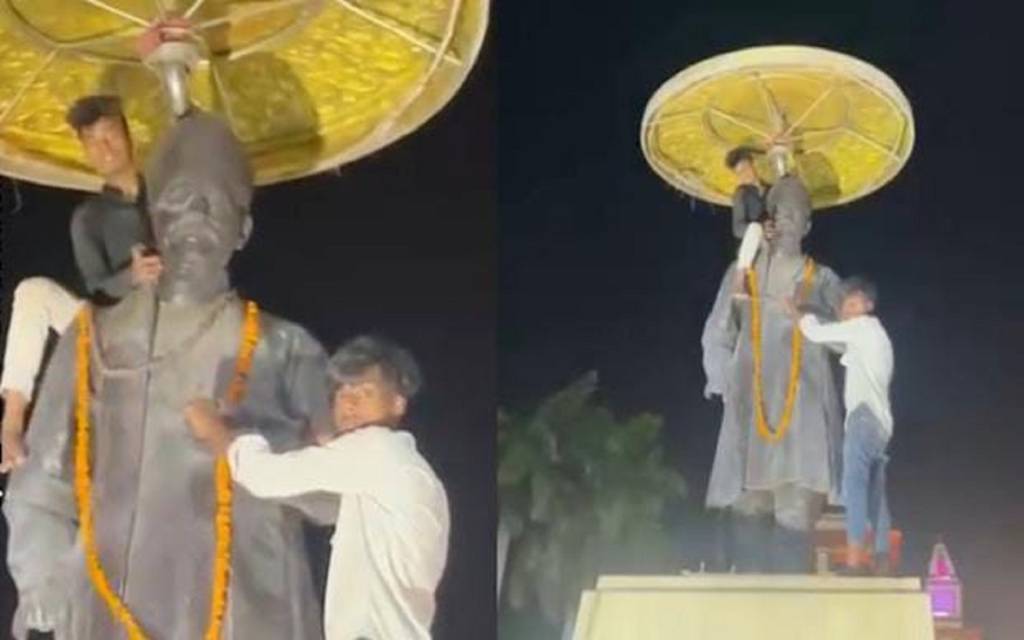 बीएचयू में महामना की प्रतिमा पर चढ़ते दिखे युवक, वीडियो वायरल होने से छात्रों का फूटा गुस्सा; प्रशासन ने कही ये बात