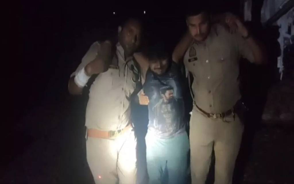 वाराणसी में छात्रा का हत्यारोपित पुलिस मुठभेड़ में गिरफ़्तार, पैर में लगी गोली, 28 घंटे में एक्शन; जानें- क्यों की थी हत्या