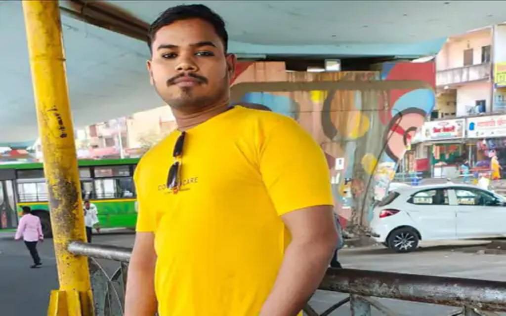 वाराणसी के युवक ने सऊदी अरब में फांसी लगाकर दी जान, परिजनों ने शव भारत लाने की लगाई गुहार